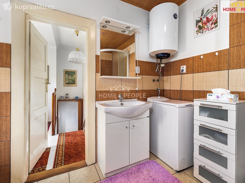 Pronájem  rodinného domu 105 m^2 Jihozápadní IV, Praha 4 