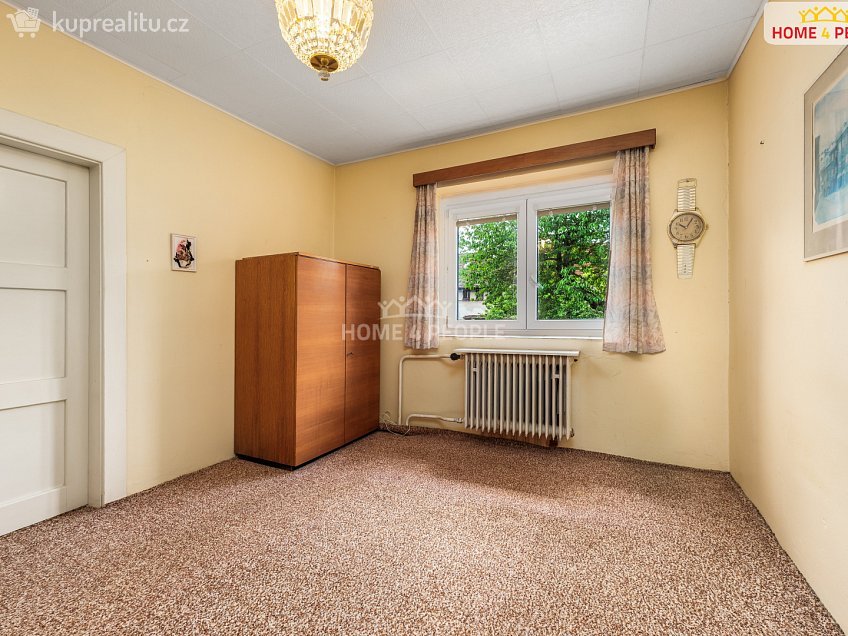 Pronájem  rodinného domu 105 m^2 Jihozápadní IV, Praha 4 