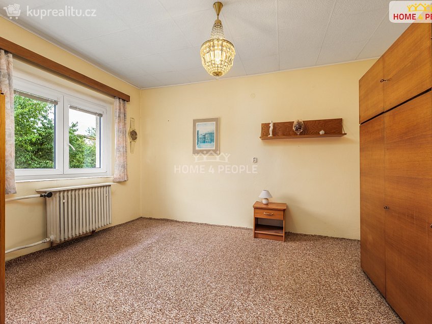 Pronájem  rodinného domu 105 m^2 Jihozápadní IV, Praha 4 