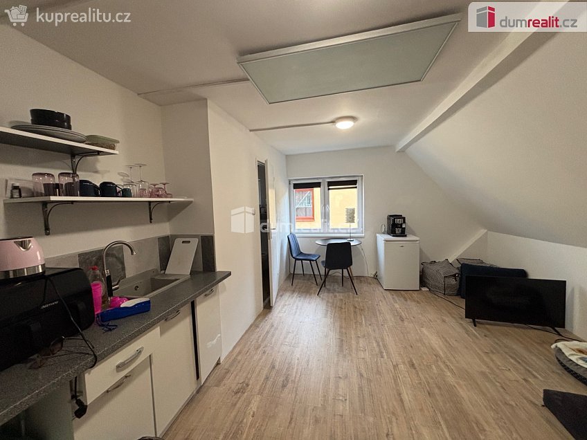Prodej bytu 2+kk 46 m^2 Josefa Černíka, Luhačovice 