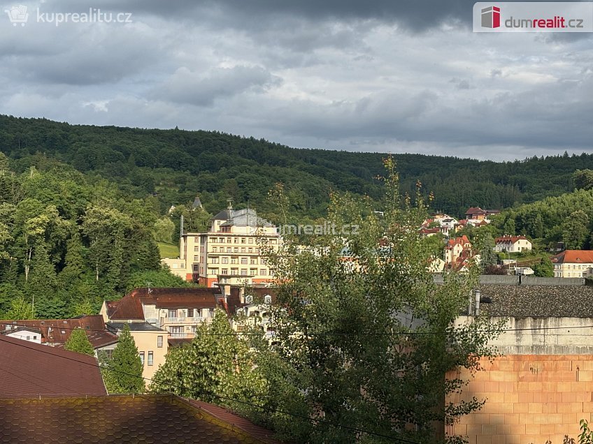 Prodej bytu 2+kk 46 m^2 Josefa Černíka, Luhačovice 