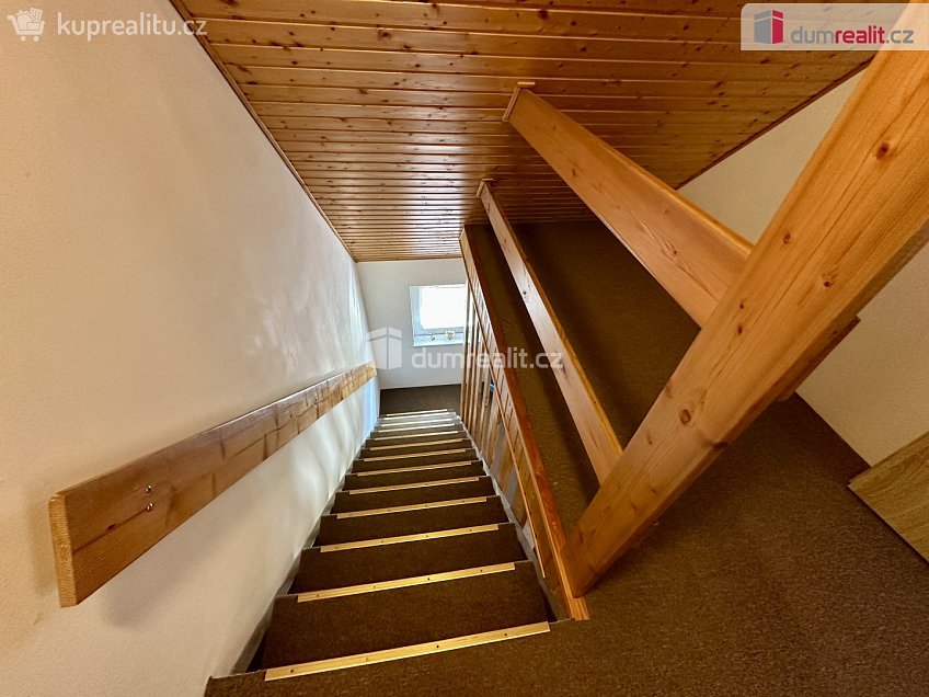 Prodej  rodinného domu 140 m^2 Školní louka, Pernink 