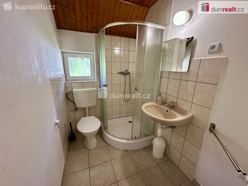 Prodej  rodinného domu 140 m^2 Školní louka, Pernink 