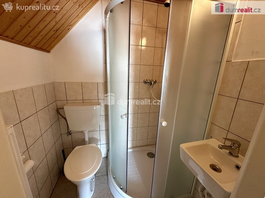 Prodej  rodinného domu 140 m^2 Školní louka, Pernink 