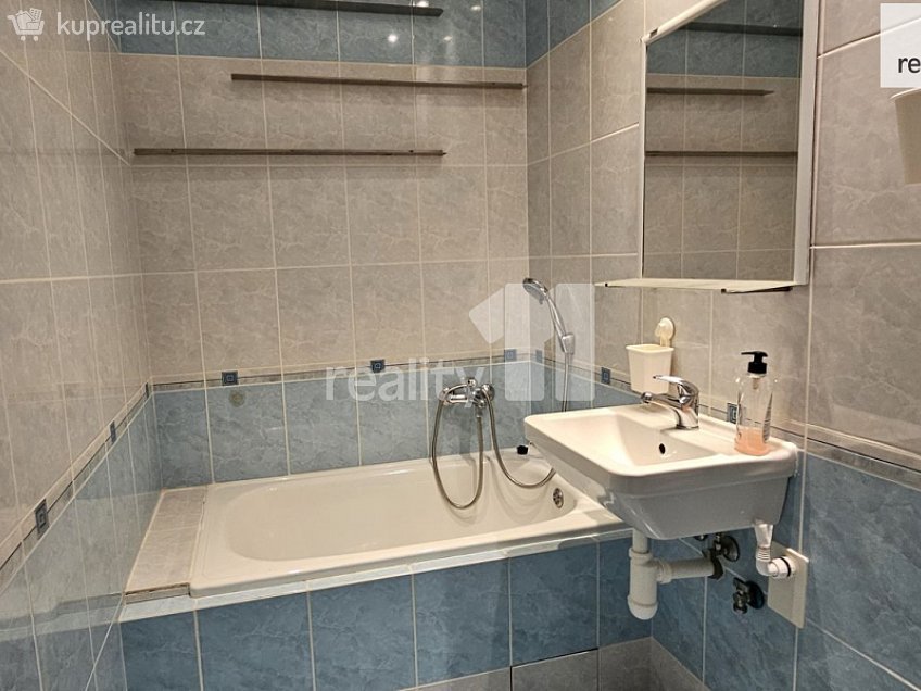 Prodej bytu 2+kk 46 m^2 Vavřenova, Praha 4 