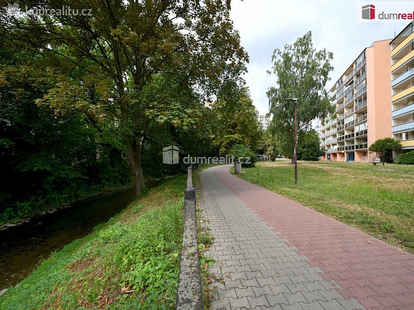 Prodej bytu 2+kk 40 m^2 sídl. Hůrka, Kralupy nad Vltavou 