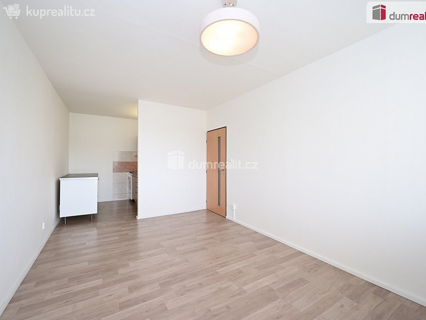 Prodej bytu 2+kk 40 m^2 sídl. Hůrka, Kralupy nad Vltavou 