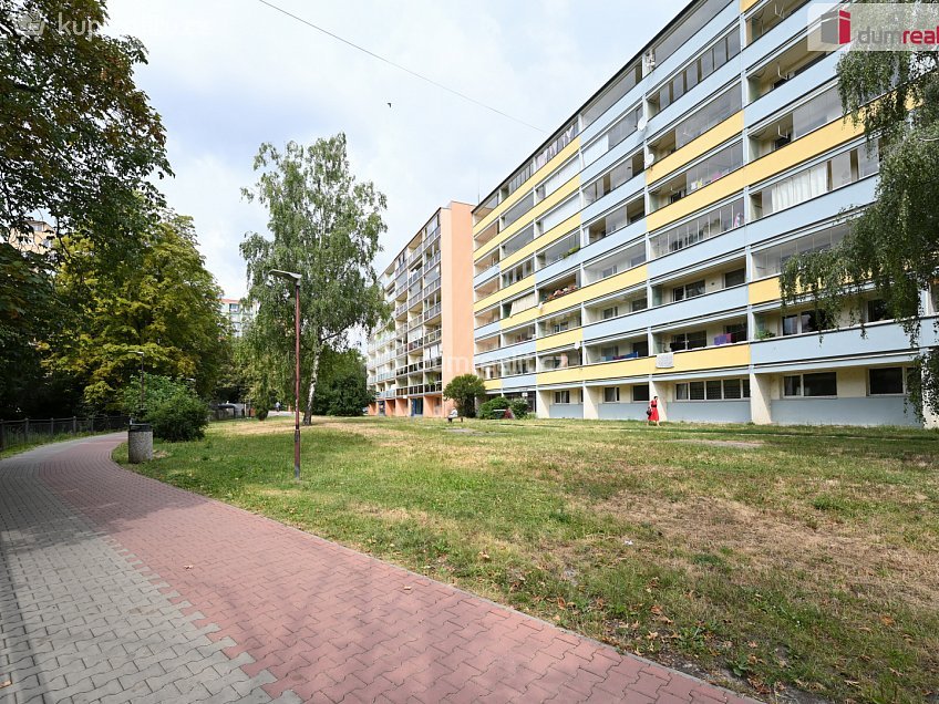 Prodej bytu 2+kk 40 m^2 sídl. Hůrka, Kralupy nad Vltavou 
