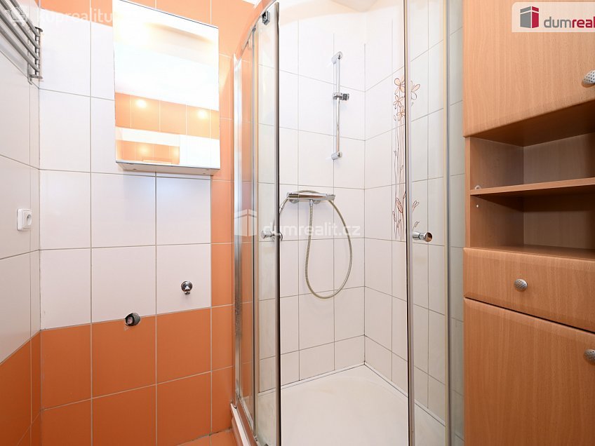 Prodej bytu 2+kk 40 m^2 sídl. Hůrka, Kralupy nad Vltavou 