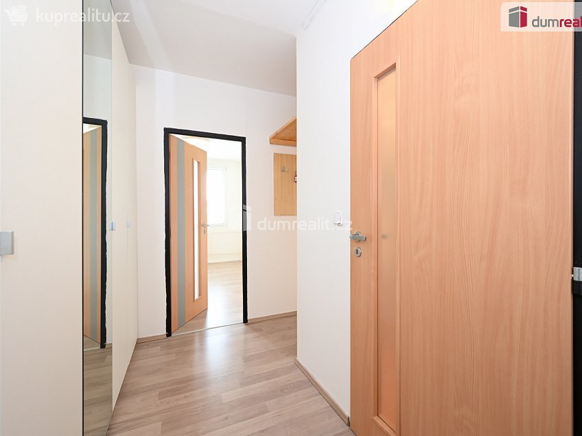 Prodej bytu 2+kk 40 m^2 sídl. Hůrka, Kralupy nad Vltavou 
