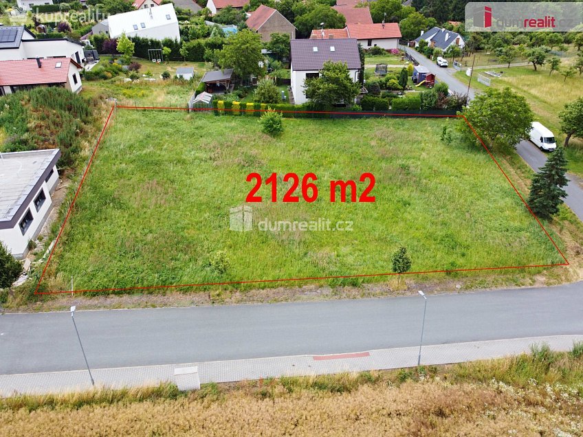 Prodej  stavebního pozemku 2126 m^2 Úzká, Struhařov 