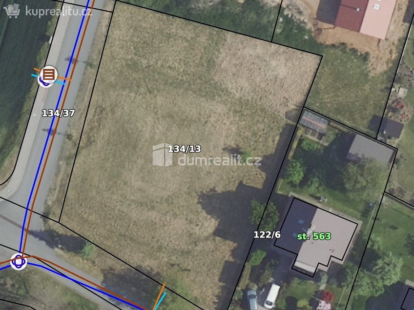 Prodej  stavebního pozemku 2126 m^2 Úzká, Struhařov 