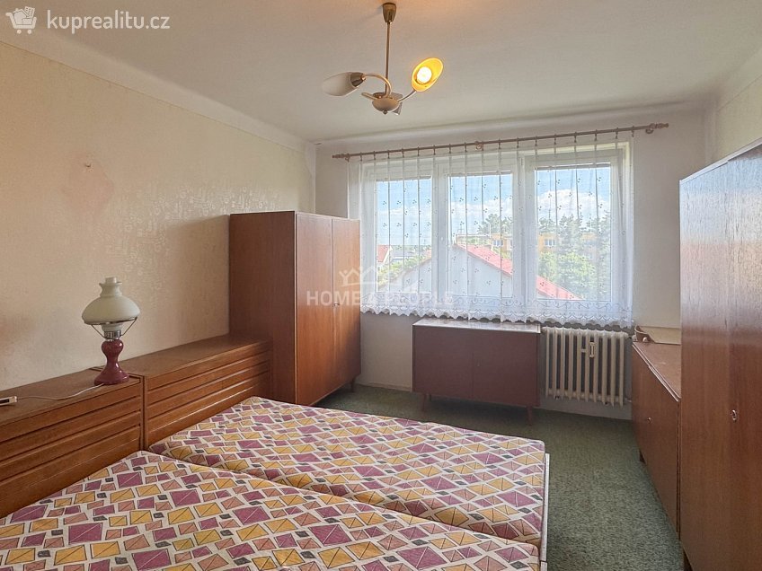 Pronájem bytu 3+1 77 m^2 E. Beneše, České Budějovice 