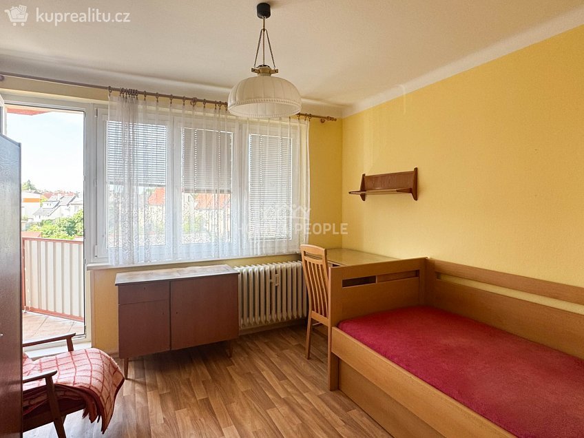 Pronájem bytu 3+1 77 m^2 E. Beneše, České Budějovice 