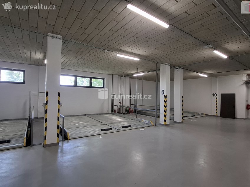 Pronájem bytu 2+kk 61 m^2 Plaská, Plzeň 
