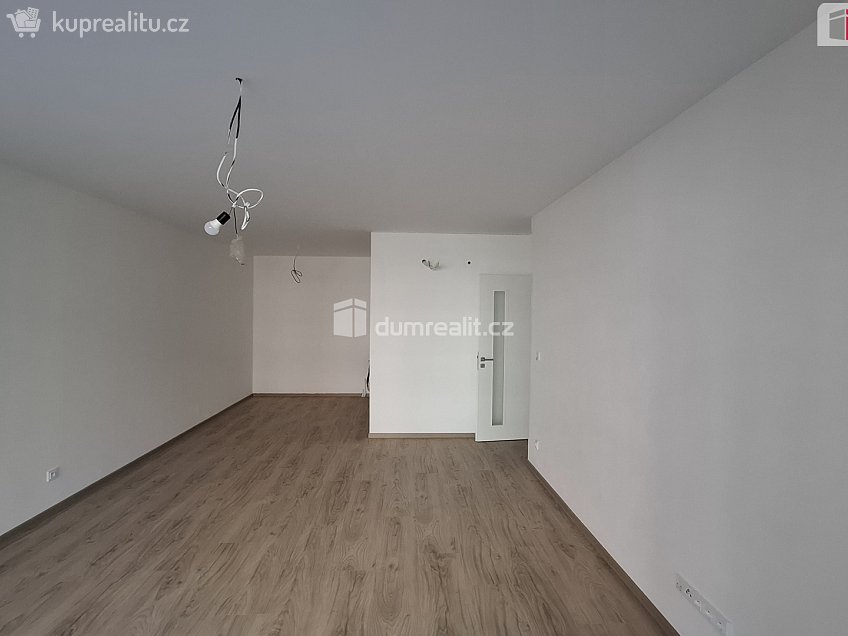 Pronájem bytu 2+kk 61 m^2 Plaská, Plzeň 