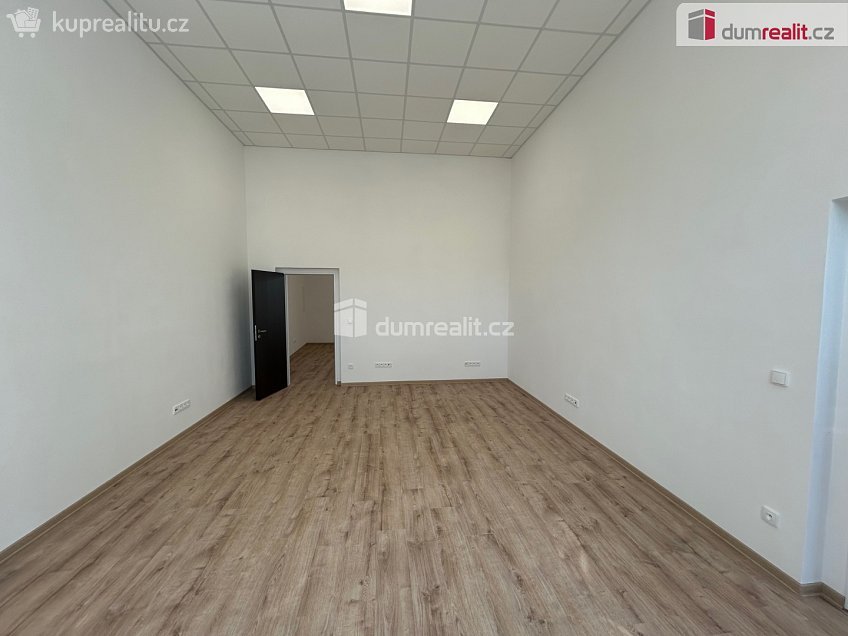 Pronájem  kanceláře 194 m^2 Polepská, Kolín 
