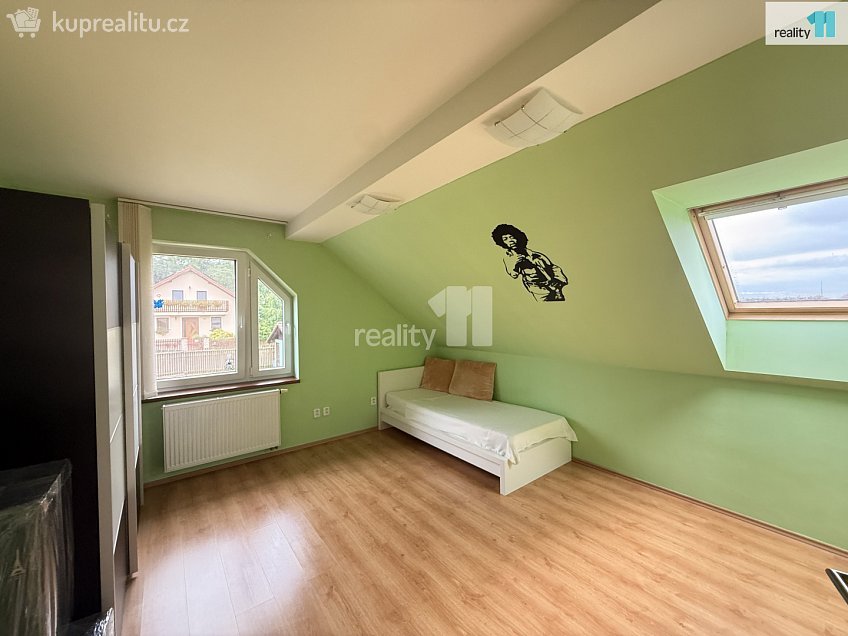 Prodej  rodinného domu 210 m^2 Břasy, Břasy 