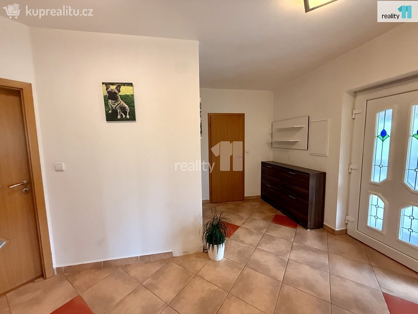 Prodej  rodinného domu 210 m^2 Břasy, Břasy 