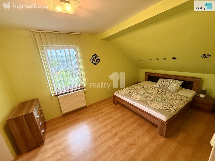 Prodej  rodinného domu 210 m^2 Břasy, Břasy 