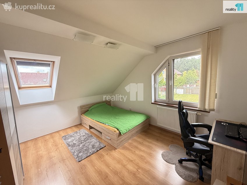 Prodej  rodinného domu 210 m^2 Břasy, Břasy 