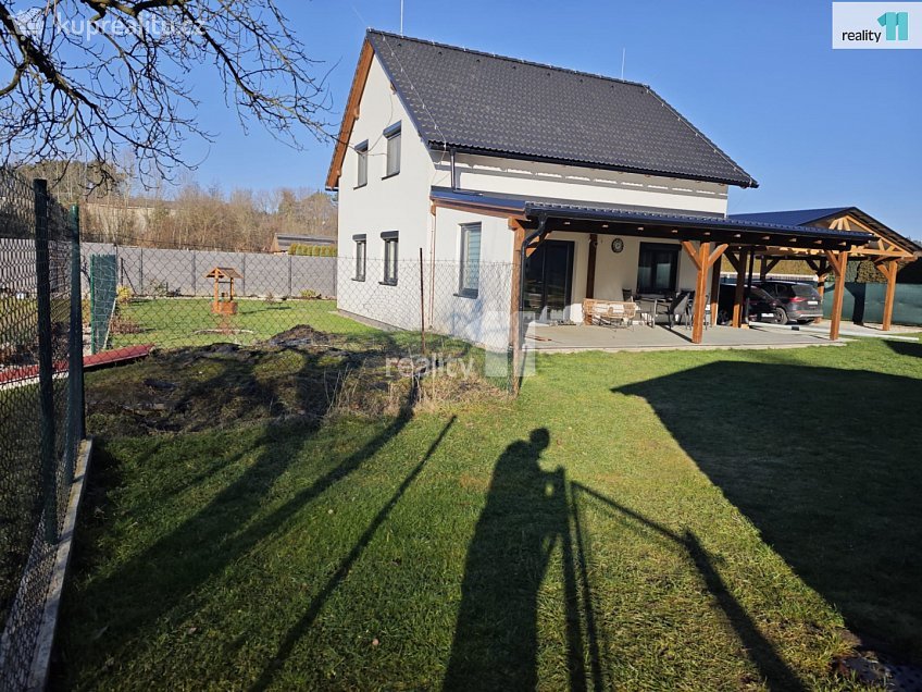 Prodej  rodinného domu 130 m^2 Skalka u Doks, Skalka u Doks 