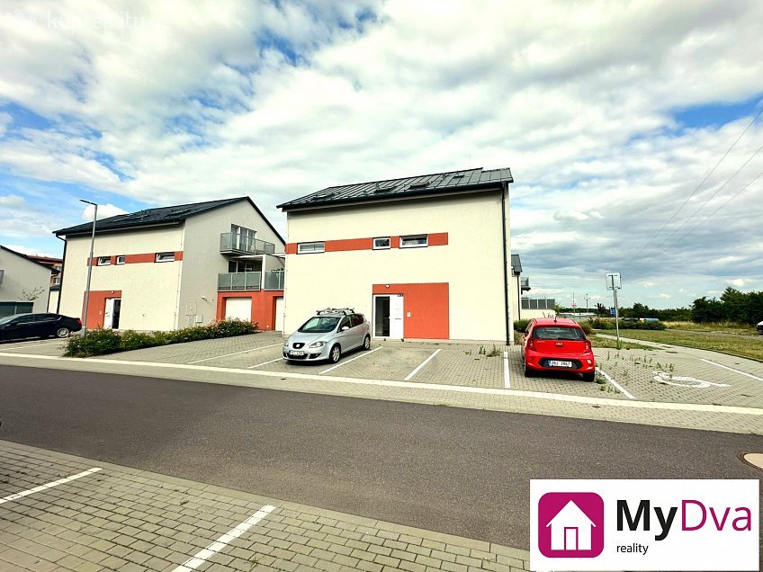 Prodej bytu 3+kk 77 m^2 Staré vinice, Znojmo 