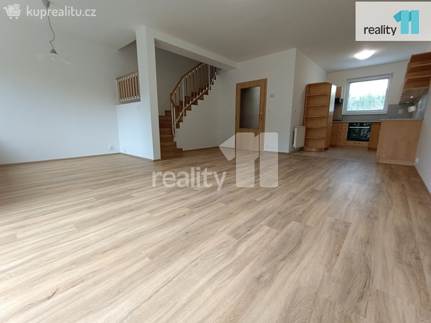 Pronájem  rodinného domu 149 m^2 Menšíkova, Praha-Satalice 