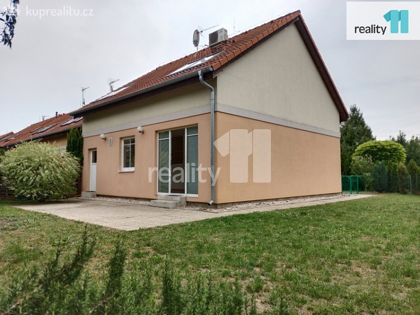 Pronájem  rodinného domu 149 m^2 Menšíkova, Praha-Satalice 