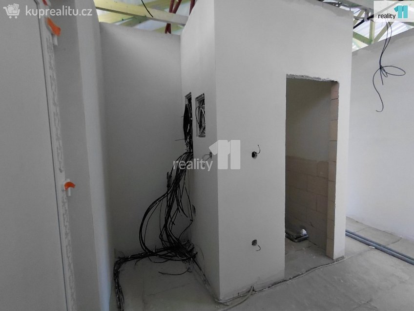 Prodej  rodinného domu 80 m^2 Poštovská, Kyšice 
