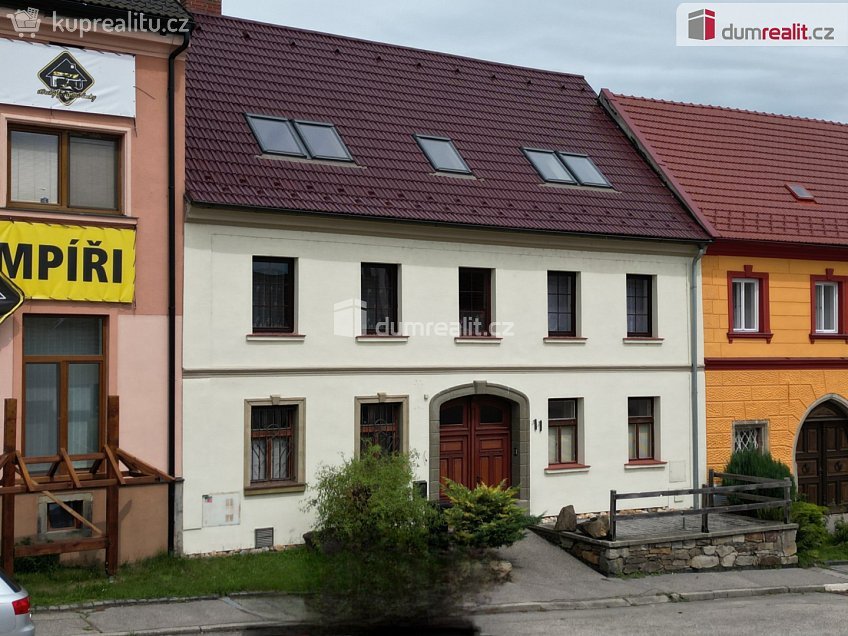 Prodej  rodinného domu 130 m^2 náměstí J. V. Kamarýta, Velešín 