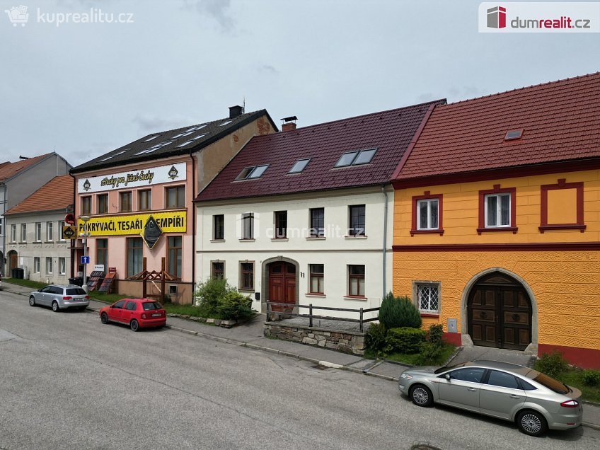 Prodej  rodinného domu 130 m^2 náměstí J. V. Kamarýta, Velešín 