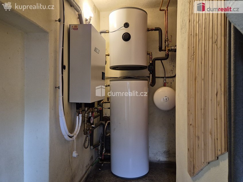 Prodej  rodinného domu 130 m^2 náměstí J. V. Kamarýta, Velešín 