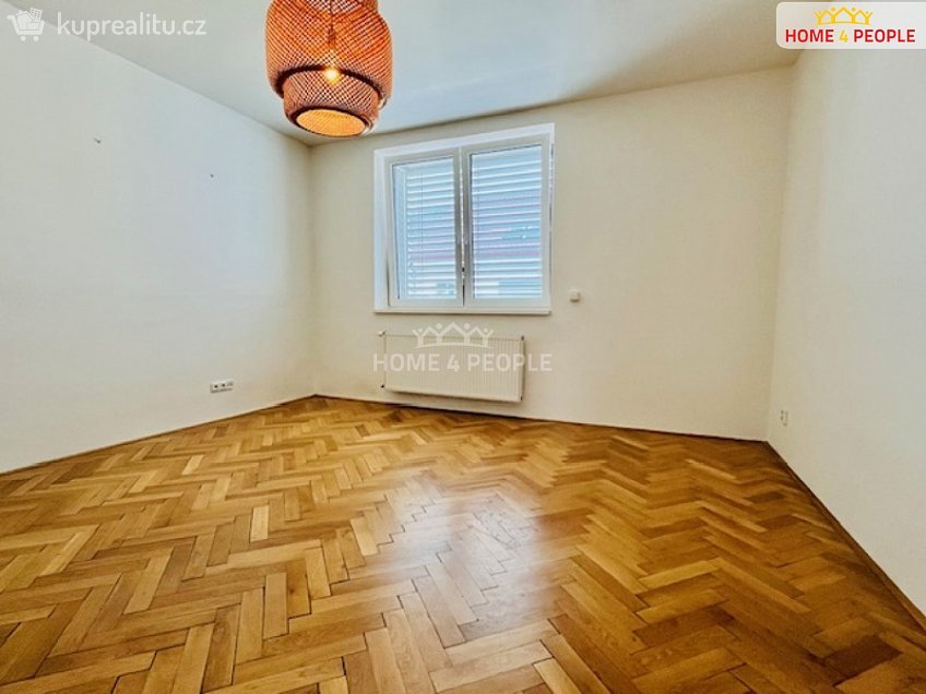 Pronájem bytu 2+kk 50 m^2 Spáčilova, Brno 