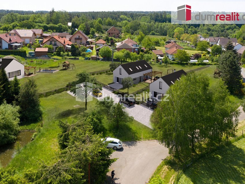 Prodej  stavebního pozemku 3661 m^2 Včelákov, Včelákov 