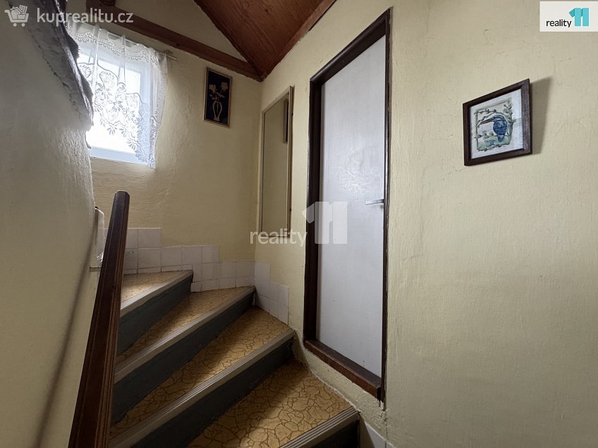 Prodej  rodinného domu 97 m^2 Poděbradova, Chodov 