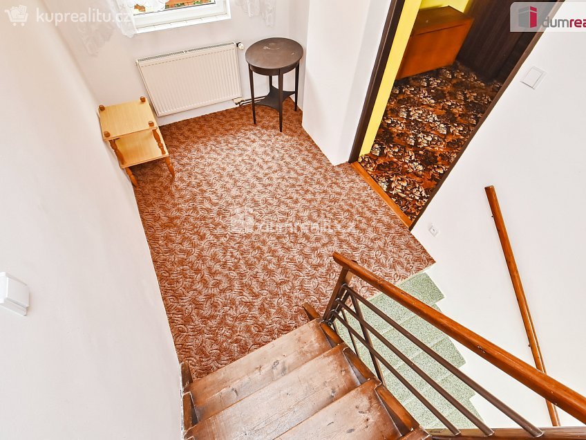 Prodej  rodinného domu 117 m^2 Veleňská, Přezletice 