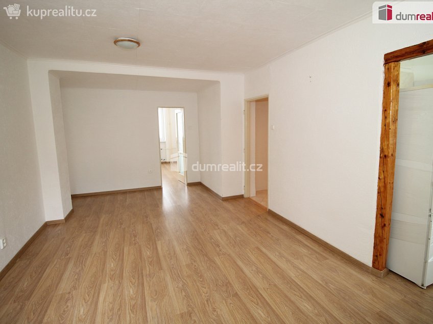 Prodej bytu 2+1 57 m^2 Okružní, Habartov 