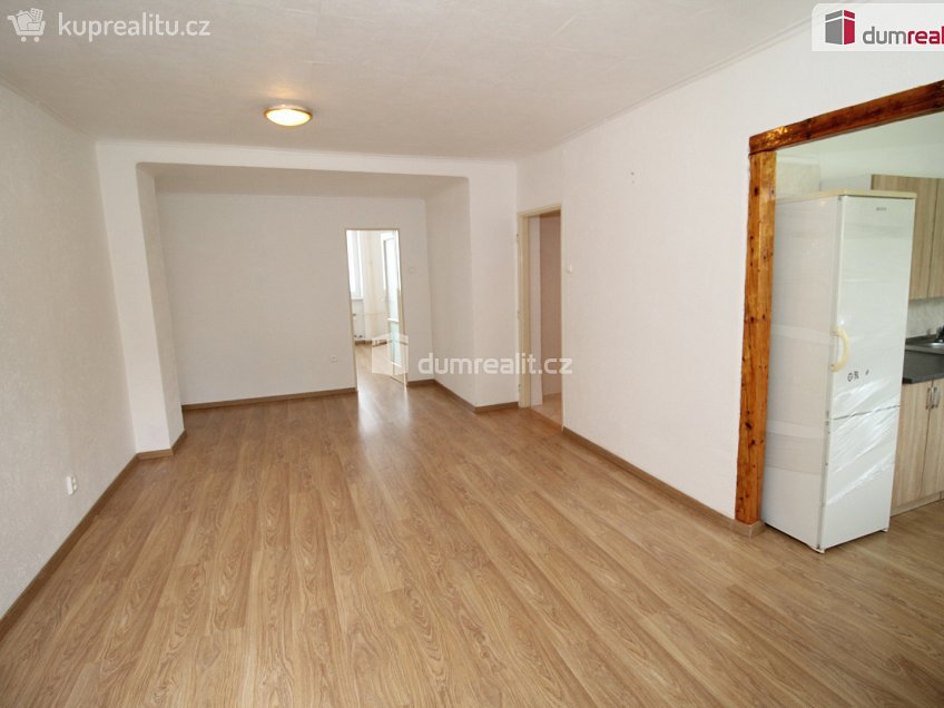 Prodej bytu 2+1 57 m^2 Okružní, Habartov 