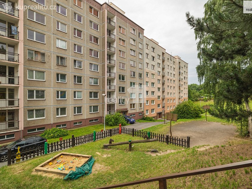 Prodej bytu 2+kk 42 m^2 Dvořákova, Děčín 