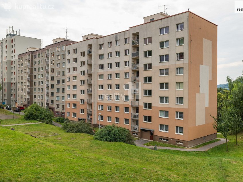 Prodej bytu 2+kk 42 m^2 Dvořákova, Děčín 