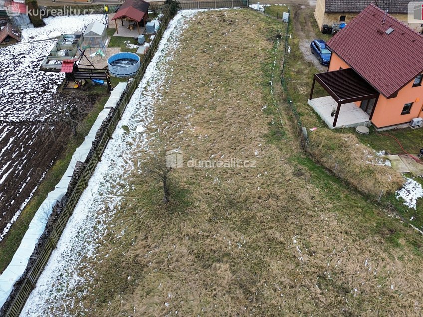 Prodej  stavebního pozemku 1187 m^2 Selmice, Selmice 
