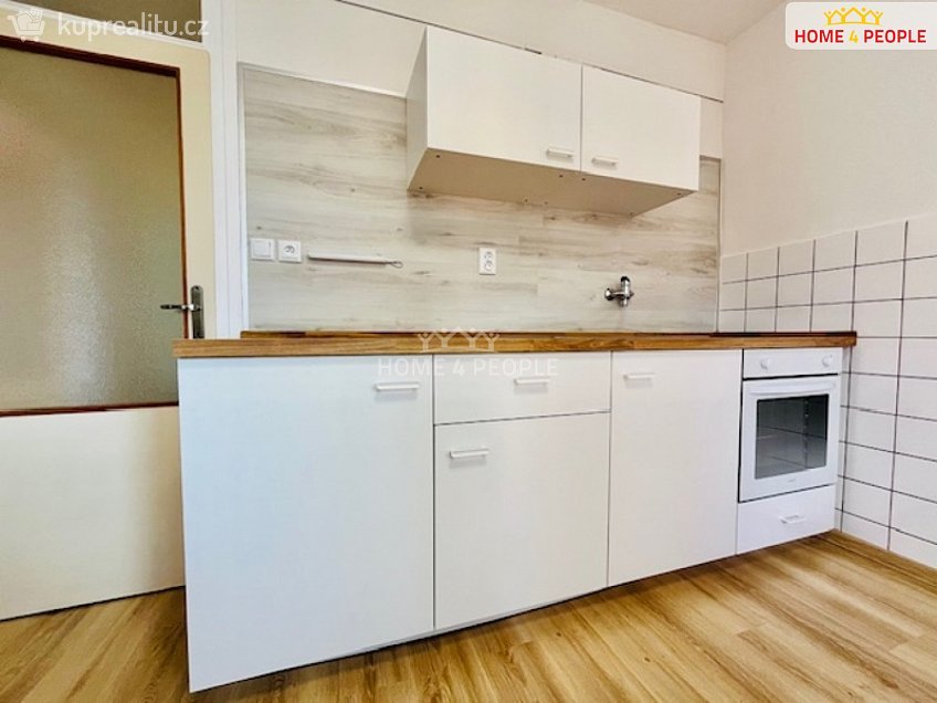 Pronájem bytu 2+1 55 m^2 Zborovská, Brno 