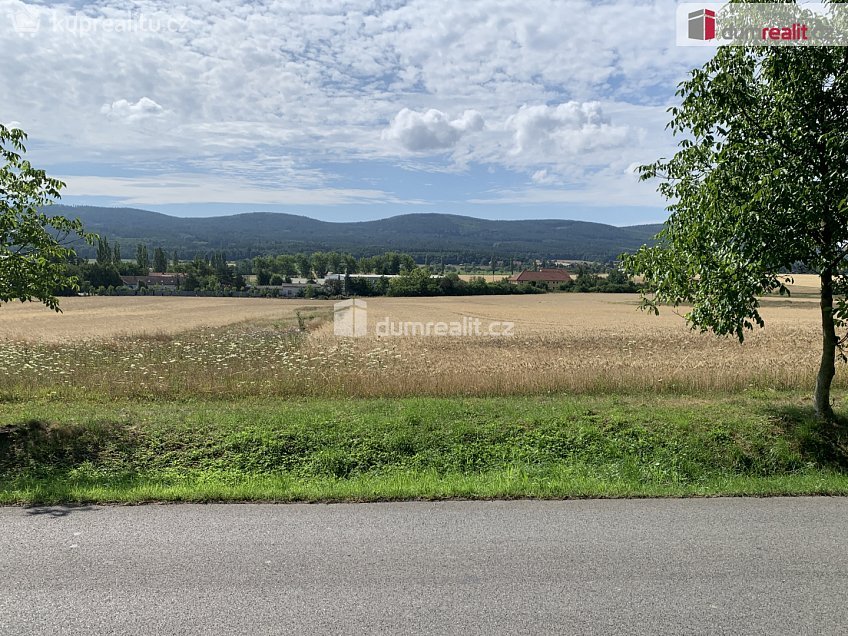 Prodej  stavebního pozemku 1137 m^2 Všeradice, Všeradice 