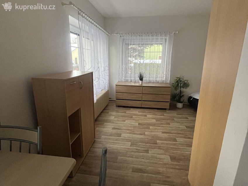 Pronájem bytu 1+1 40 m^2 Skalice u České Lípy, Skalice u České Lípy 