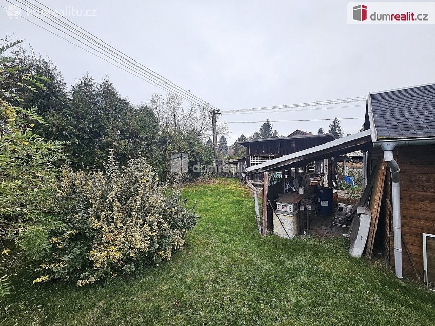 Prodej  stavebního pozemku 831 m^2 Kamenný Újezd, Kamenný Újezd 