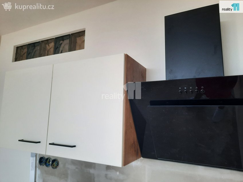 Pronájem bytu 1+kk 30 m^2 Svojsíkova, Nový Bor 