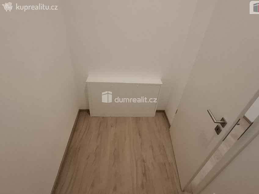 Pronájem bytu 2+kk 61 m^2 Plaská, Plzeň 