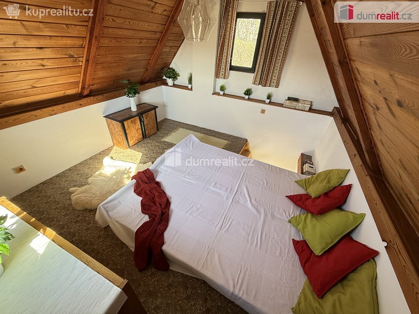 Pronájem  chaty 425 m^2 Lešanská, Kralupy nad Vltavou 