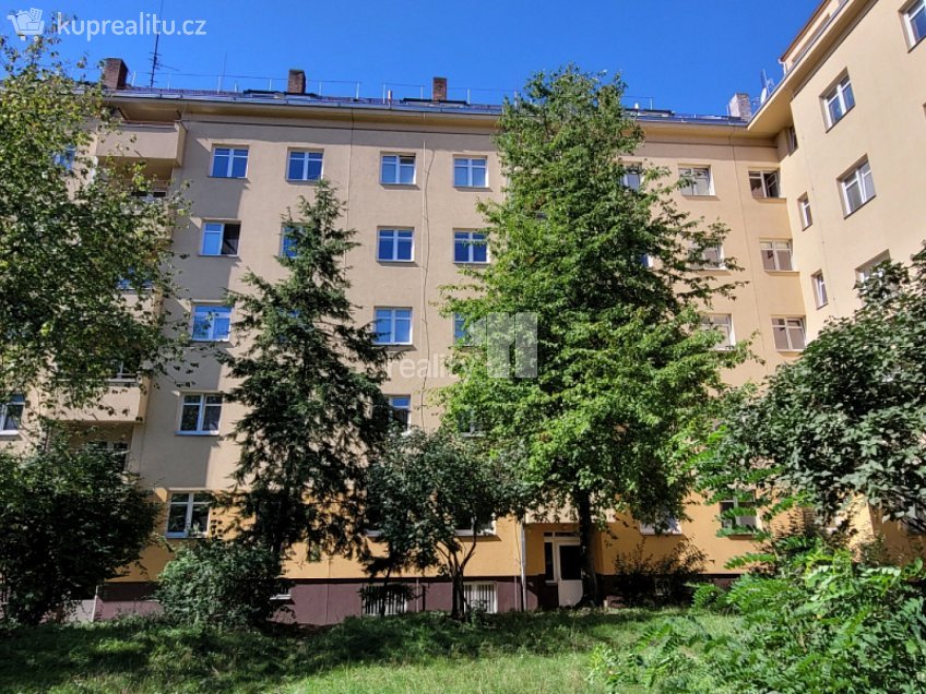 Pronájem bytu 3+kk 67 m^2 Gruzínská, Praha 10 